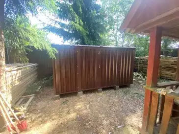 Хозблок для строительных инструментов и снегоуборочной техники в шоколадном цвете в СНТ Солнечный, г. Александров, Владимирская обл.